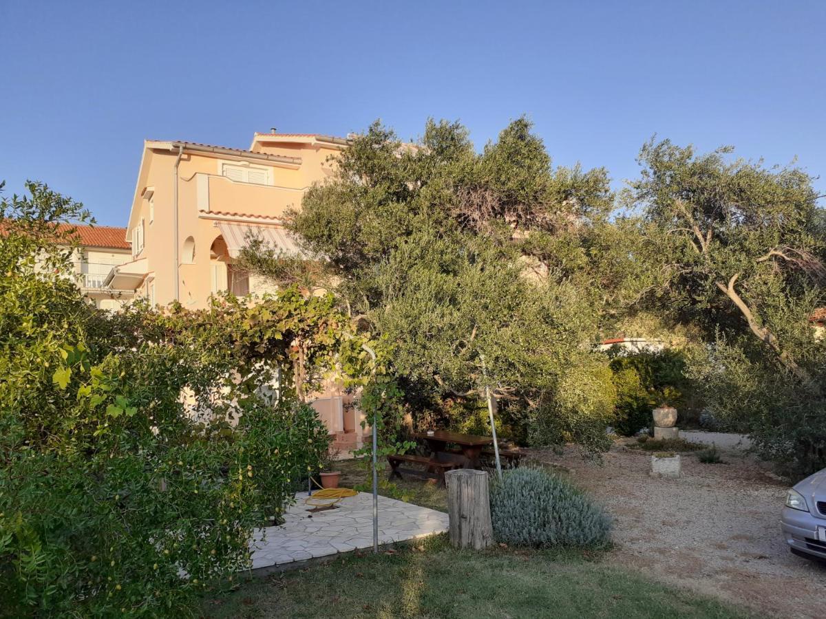 Apartments Marijana Rab Town Luaran gambar