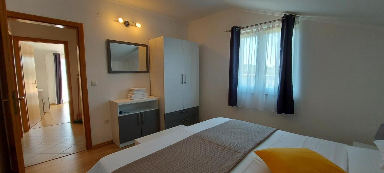 Apartments Marijana Rab Town Luaran gambar