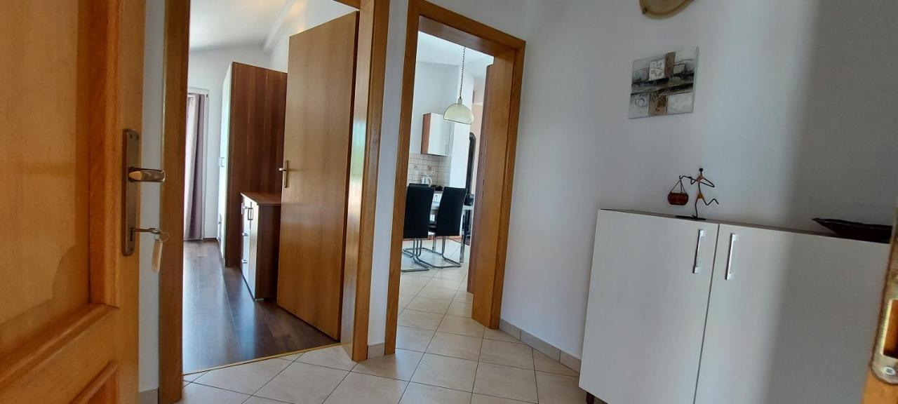 Apartments Marijana Rab Town Bilik gambar