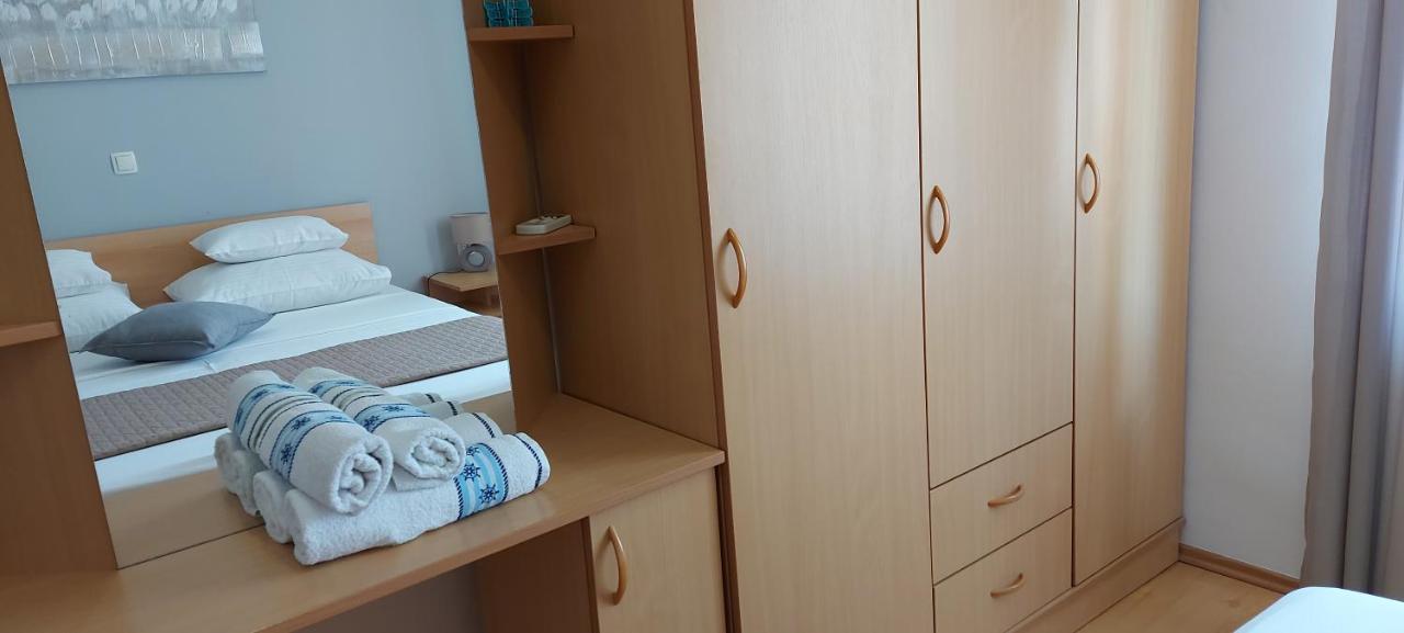 Apartments Marijana Rab Town Bilik gambar